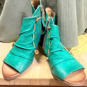 Miz Mooz Green Open-Toe Ruched Ankle Booties